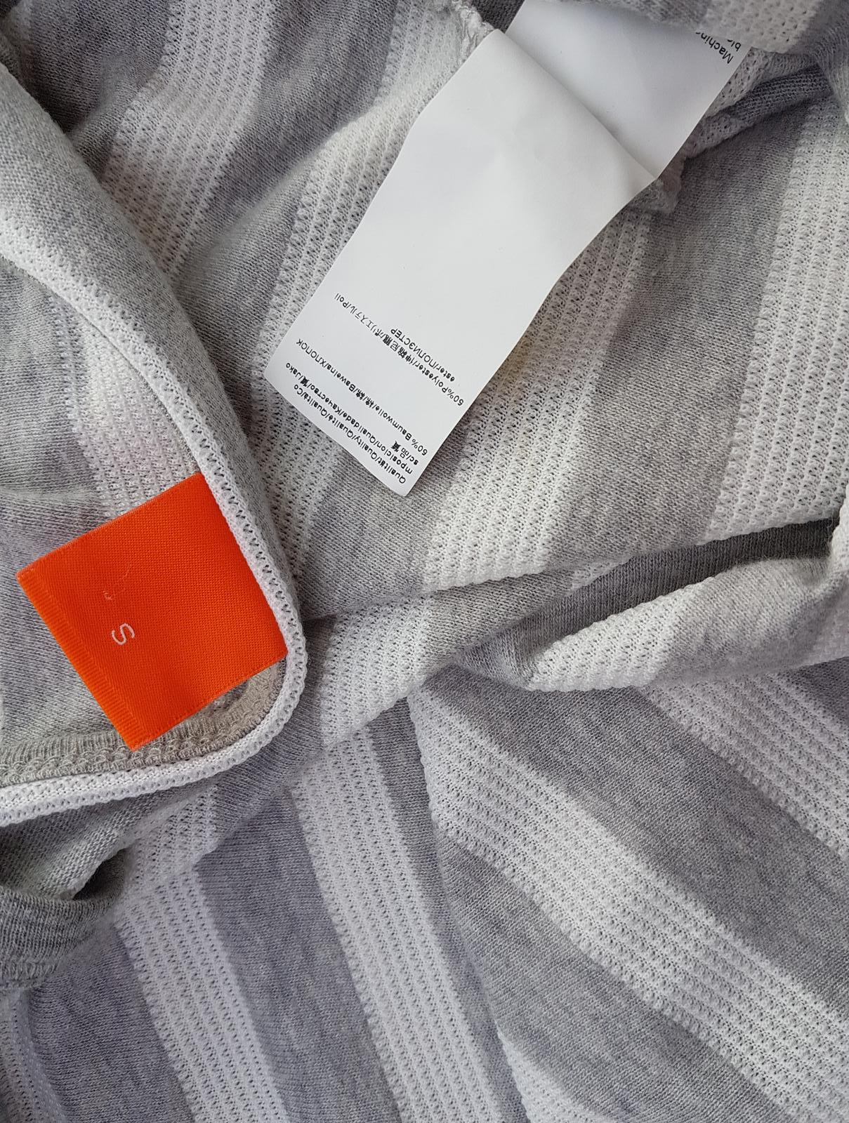 Hugo Boss Size S Color Szary Pasy Męski Sweter Długi rękaw Fabric Bawełna