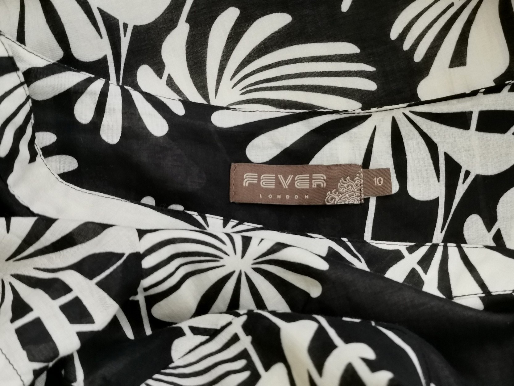 Fever London Size 10 (38) Color Czarny W serek Sukienka Koszulowa Krótki rękaw Midi Fabric Bawełna 100%