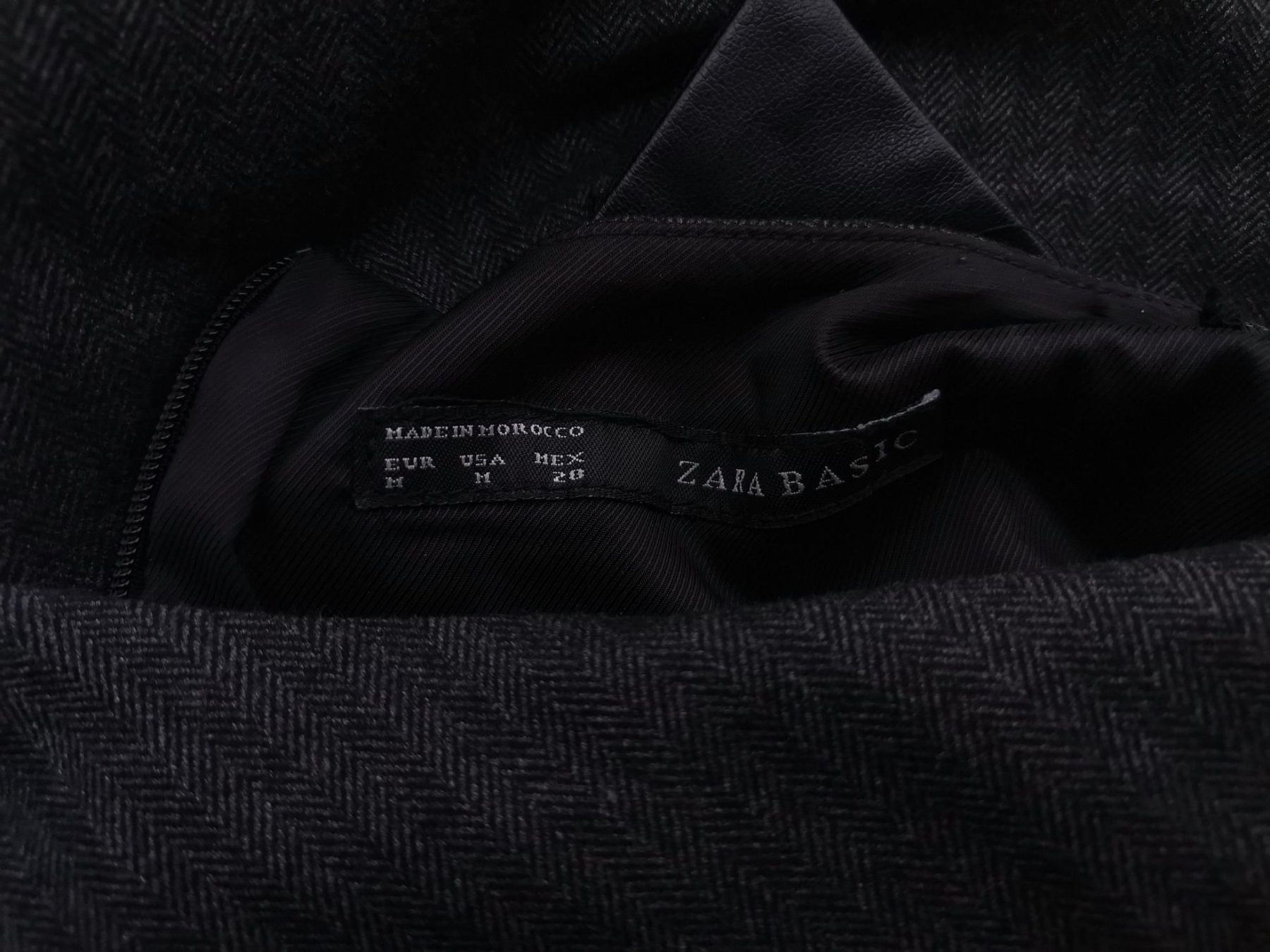 ZARA BASIC Size M Color Szary Okrągły dekolt Sukienka Prosta Bezrękawnik Do Kolan