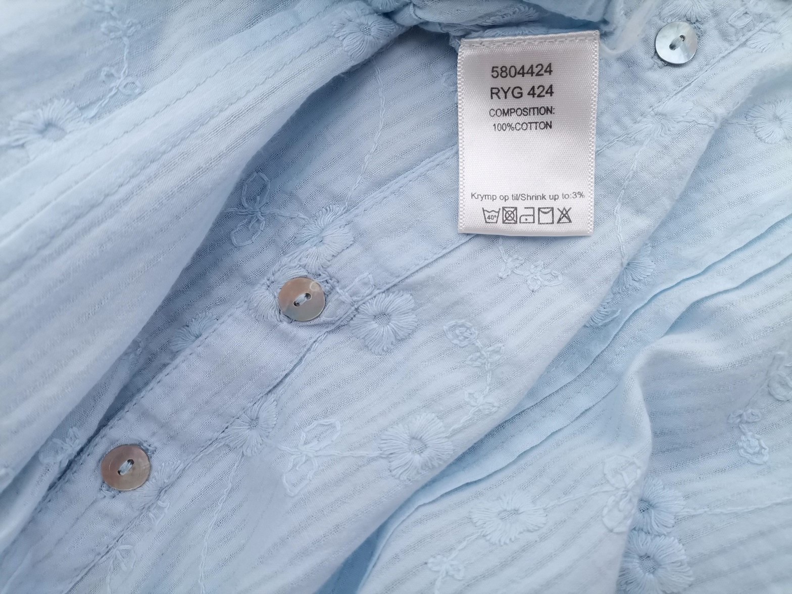 Ze - ze Size L Color Niebieski Okrągły dekolt Bluzka Zapinana Krótki rękaw Fabric Bawełna 100%