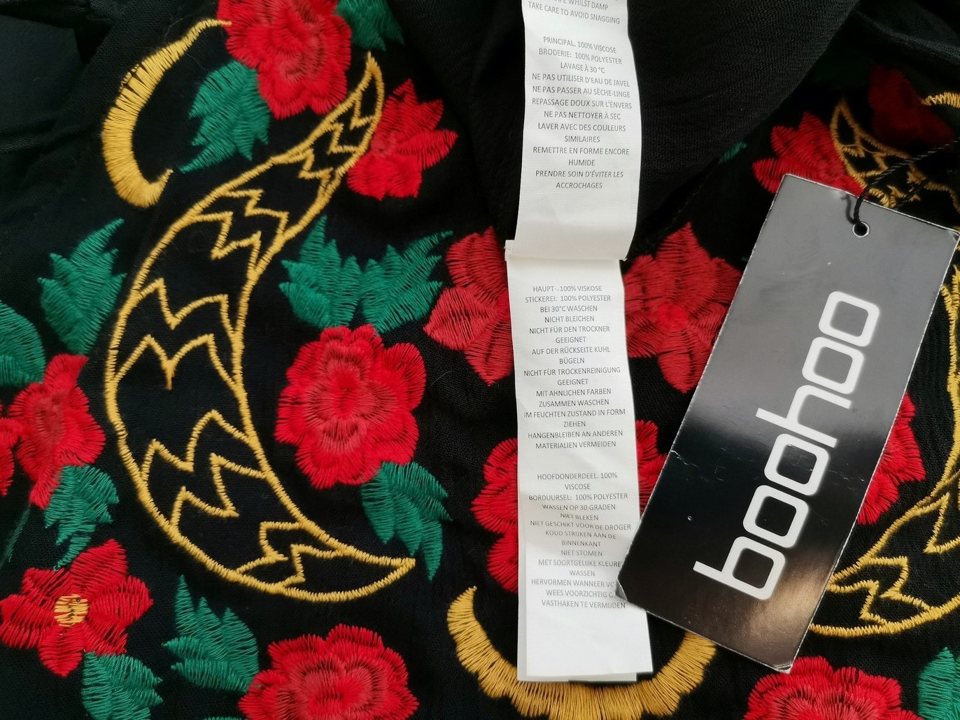 Boohoo Size 6 (34) Color Czarny Kwadratowy dekolt Sukienka Trapezowa Bezrękawnik Do Kolan Fabric Wiskoza 100%