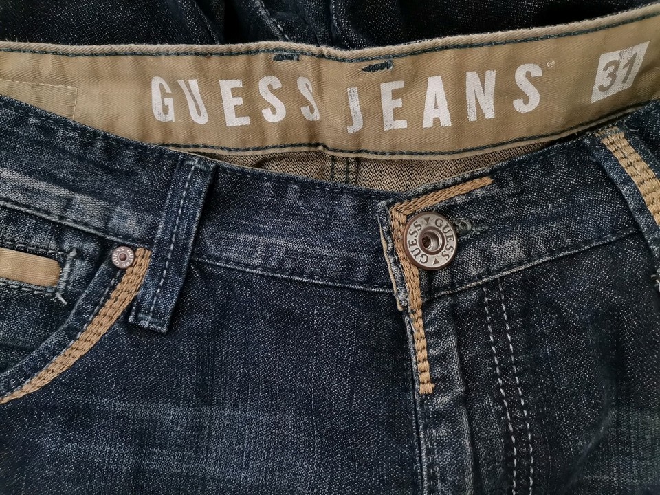 Guess jeans Size 31 (L) Color Granatowy Fabric Bawełna 100%