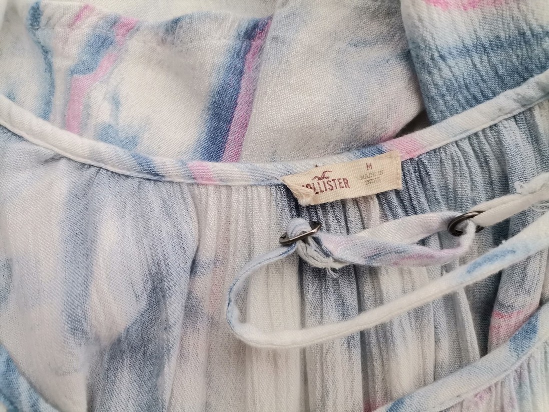 Hollister Size M Color Niebieski Okrągły dekolt Bluzka Długi rękaw Fabric Wiskoza 100%