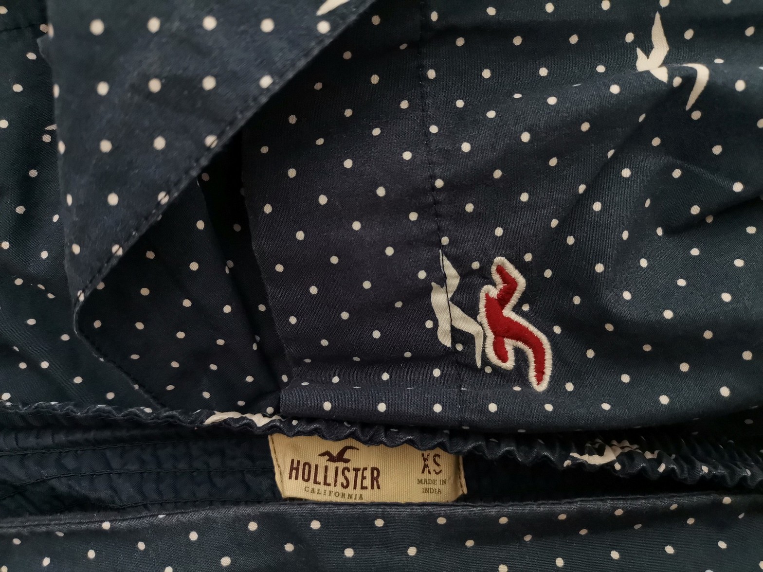 Hollister Size XS Color Niebieski Grochy Odkryte Ramiona Sukienka Mini Bezrękawnik Krótka Fabric Bawełna 100%