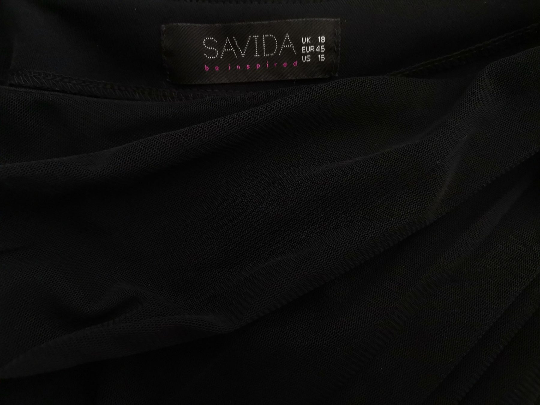 Savida Size 18 (46) Color Czarny W serek Sukienka Bodycon Bezrękawnik Do Kolan