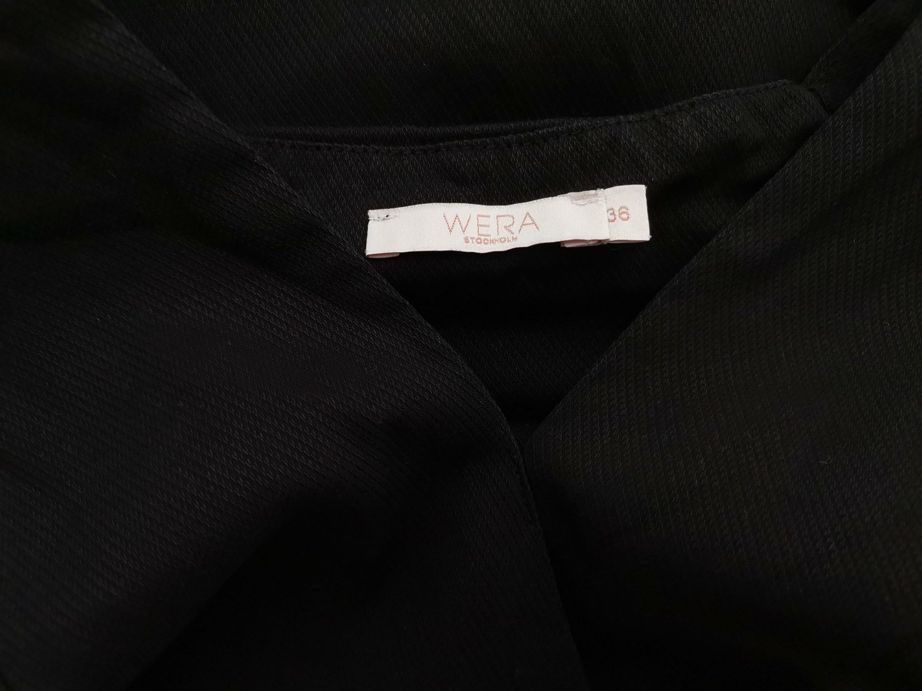 Wera stockholm Size 36 Color Czarny W serek Sukienka Prosta Długi rękaw Do Kolan Fabric Tencel 100%