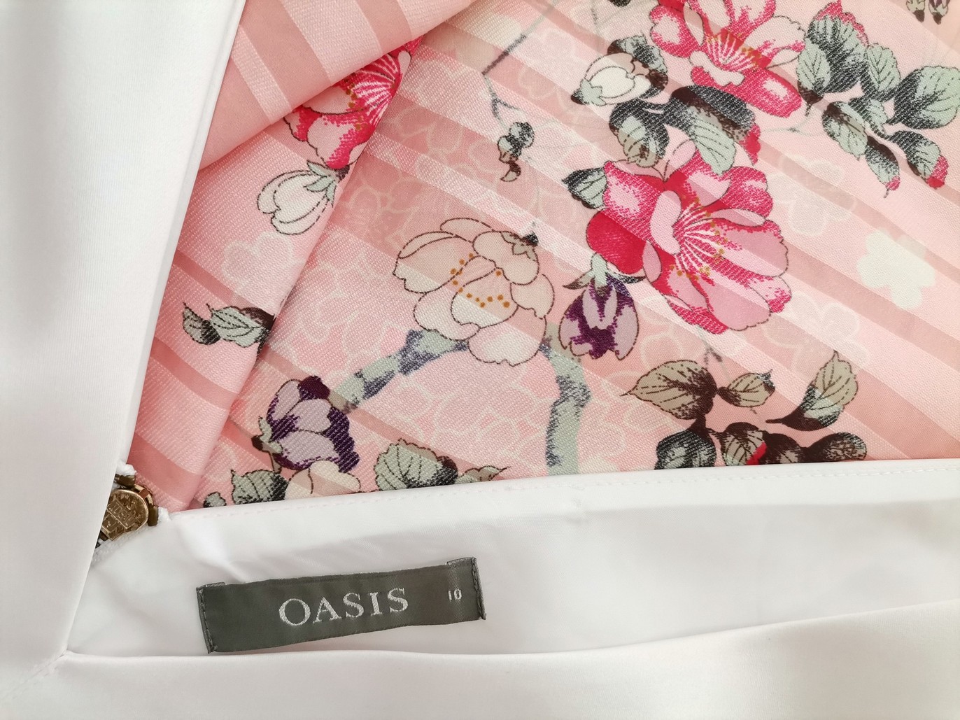 Oasis Size 10 (36) Color Perłowy W serek Sukienka Trapezowa Bezrękawnik Midi