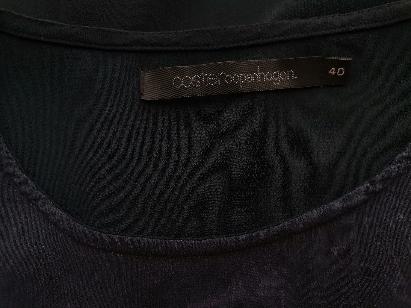 Coster Copenhagen Size 40 Color Granatowy Okrągły dekolt Bluzka Długi rękaw Fabric Wiskoza 100%