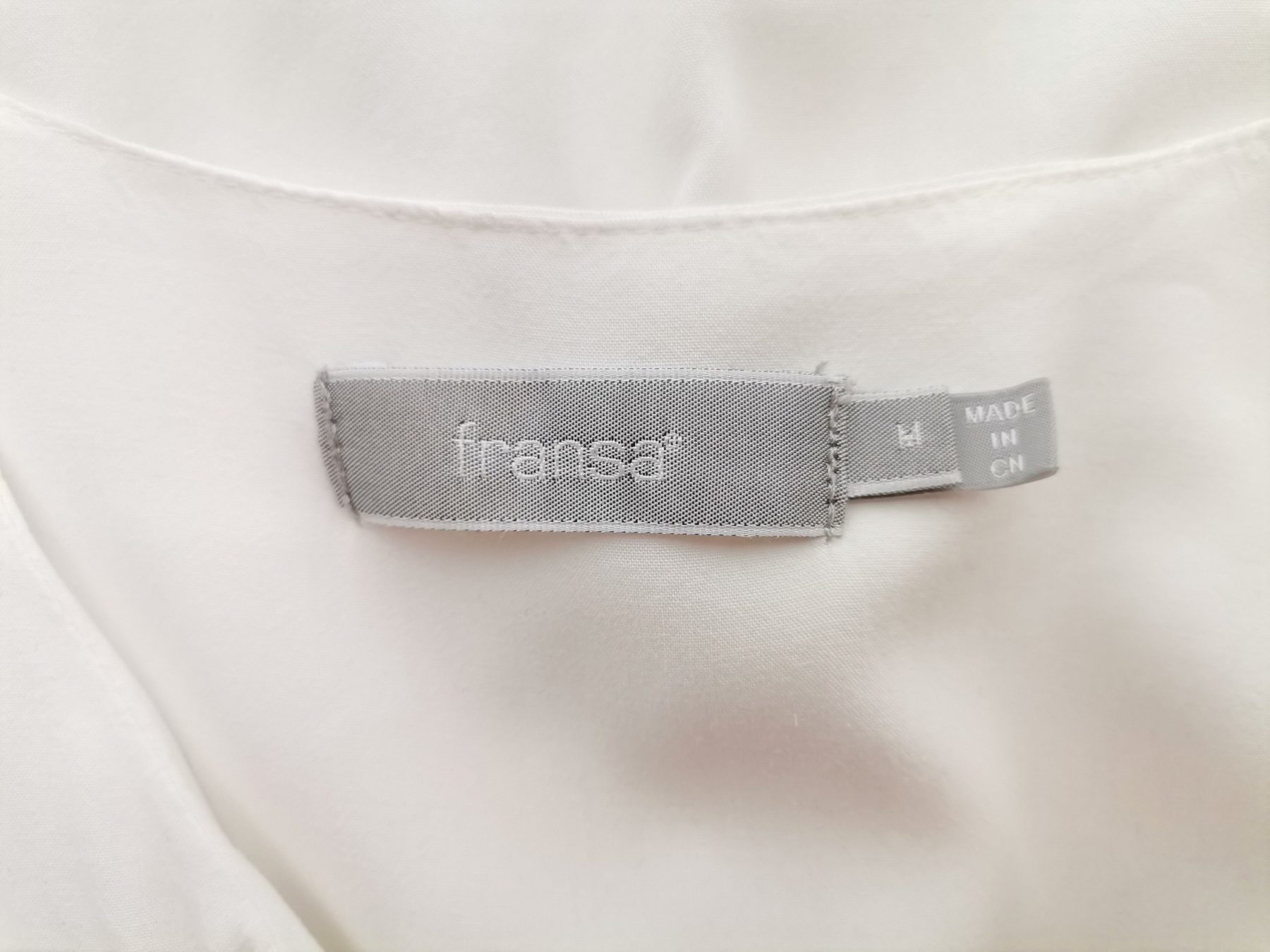 Fransa Size M Color Biały W serek Bluzka Zapinana Długi rękaw Fabric Wiskoza 100%