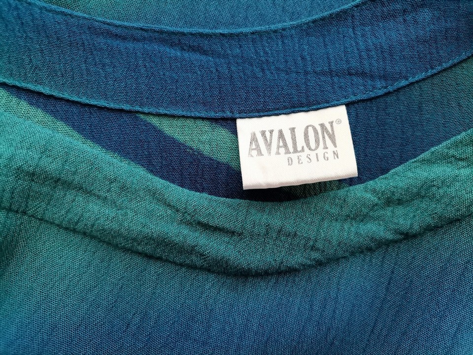 Avalon design Size 42/44 Color Niebieski Okrągły dekolt Bluzka Krótki rękaw Fabric Wiskoza 100%