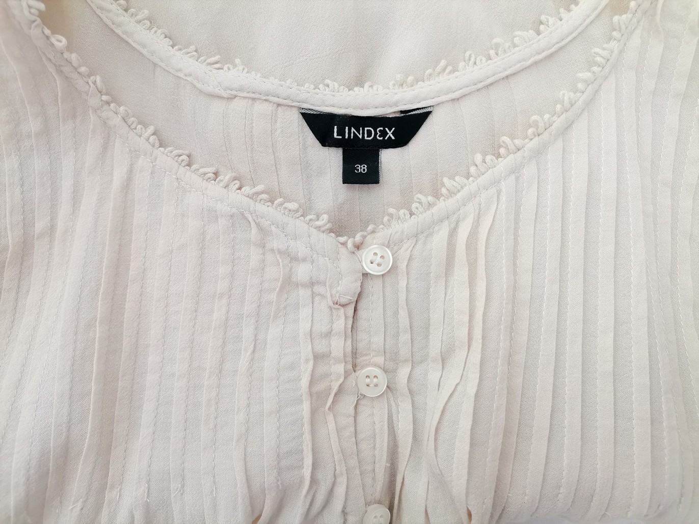 Lindex Size 38 Color Kremowy Okrągły dekolt Bluzka Zapinana Długi rękaw Fabric Wiskoza