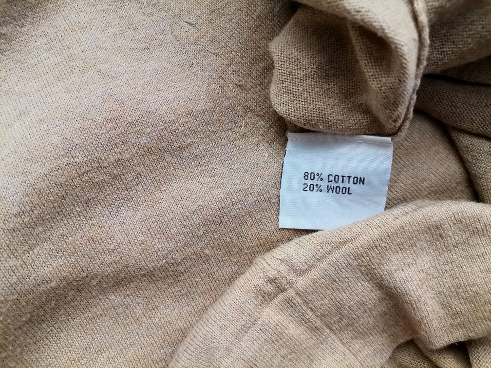 Line of Oslo Size M Color Beżowy W serek Sukienka Sweterkowa Długi rękaw Do Kolan Fabric Bawełna