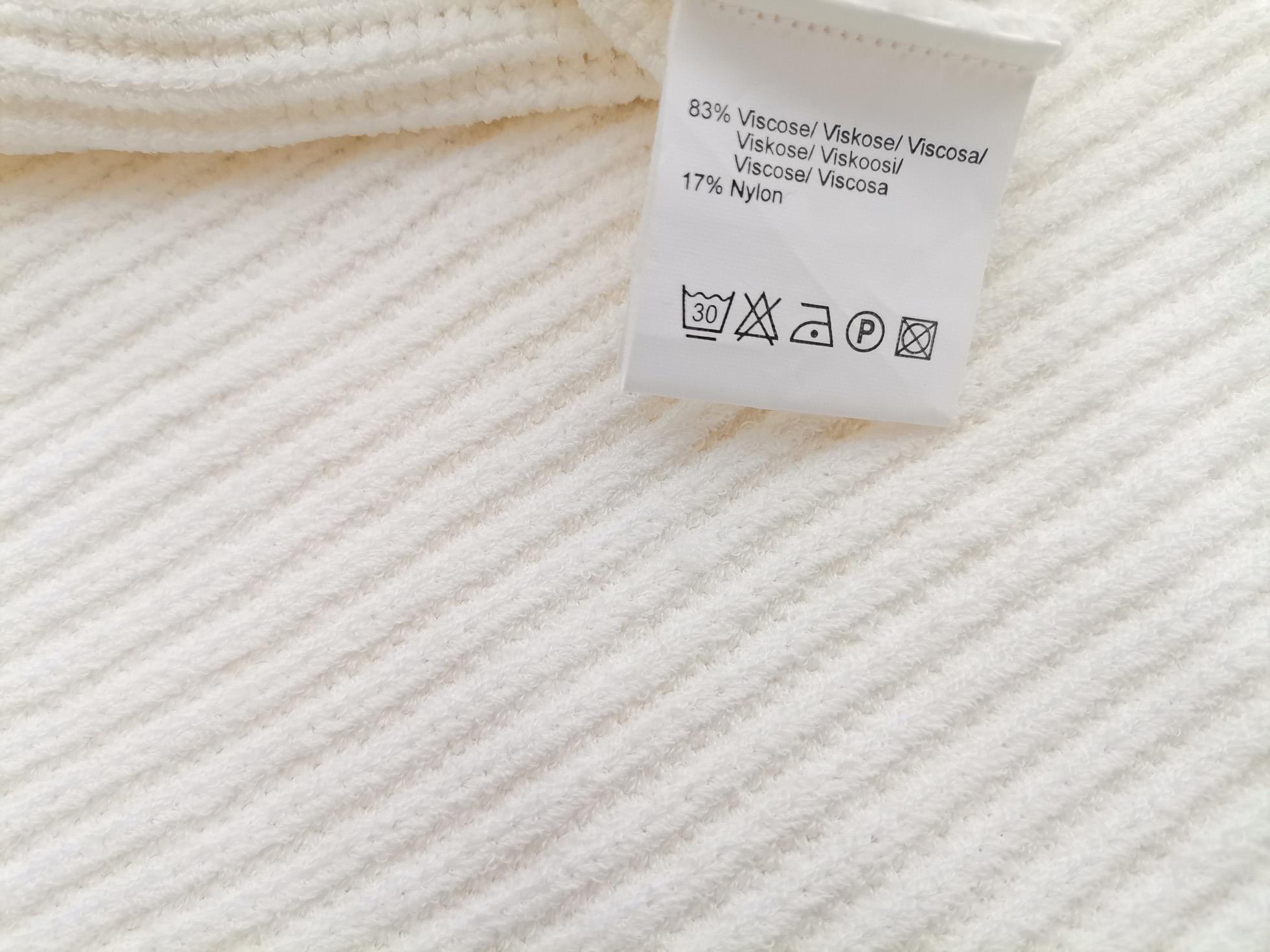 B.YOUNG Size L Color Kremowy Drapowany dekolt Tunika Bluzka Dzianina Krótki rękaw Fabric Wiskoza