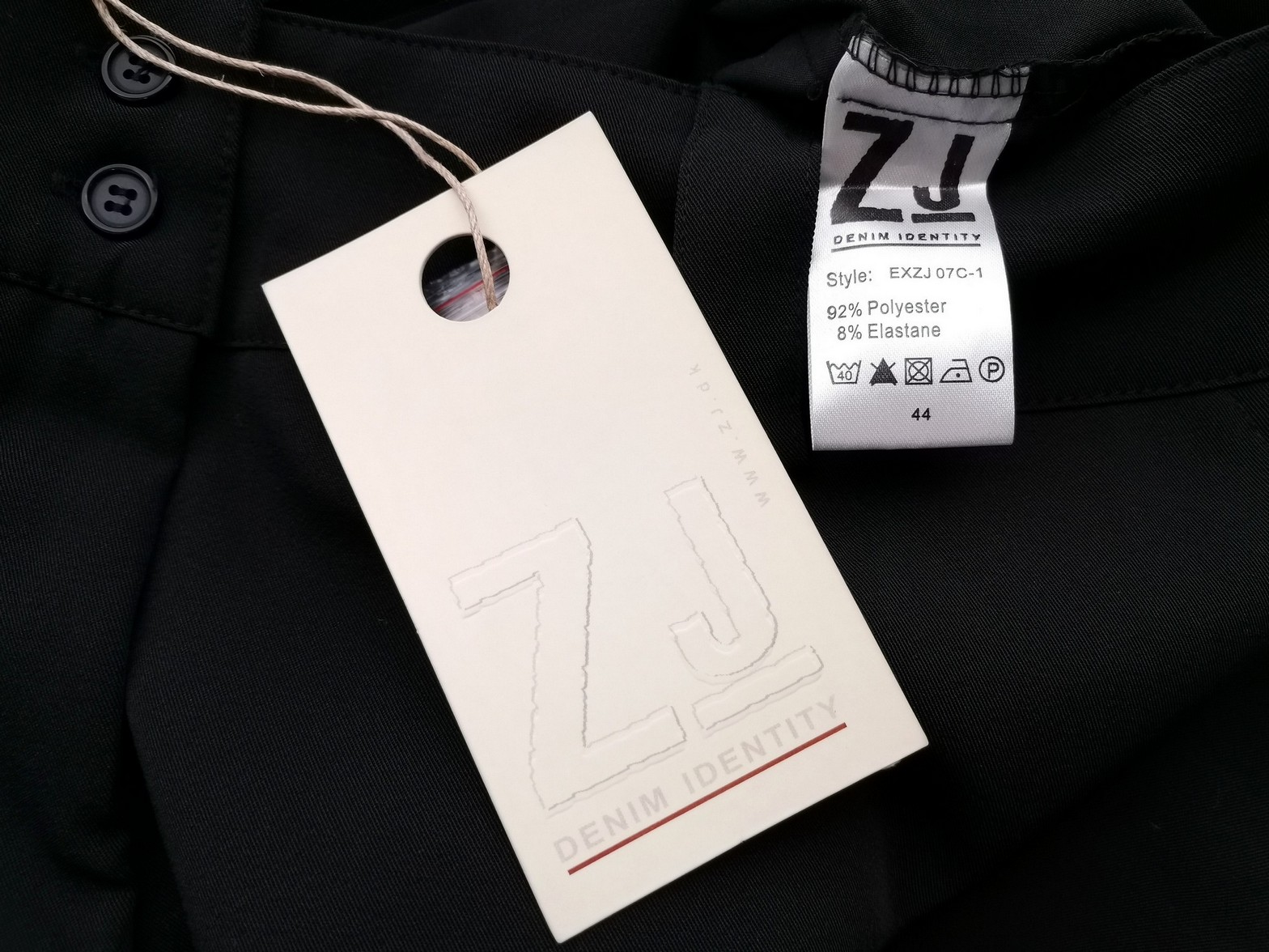 Zj denim Size 44 Color Czarny Szorty