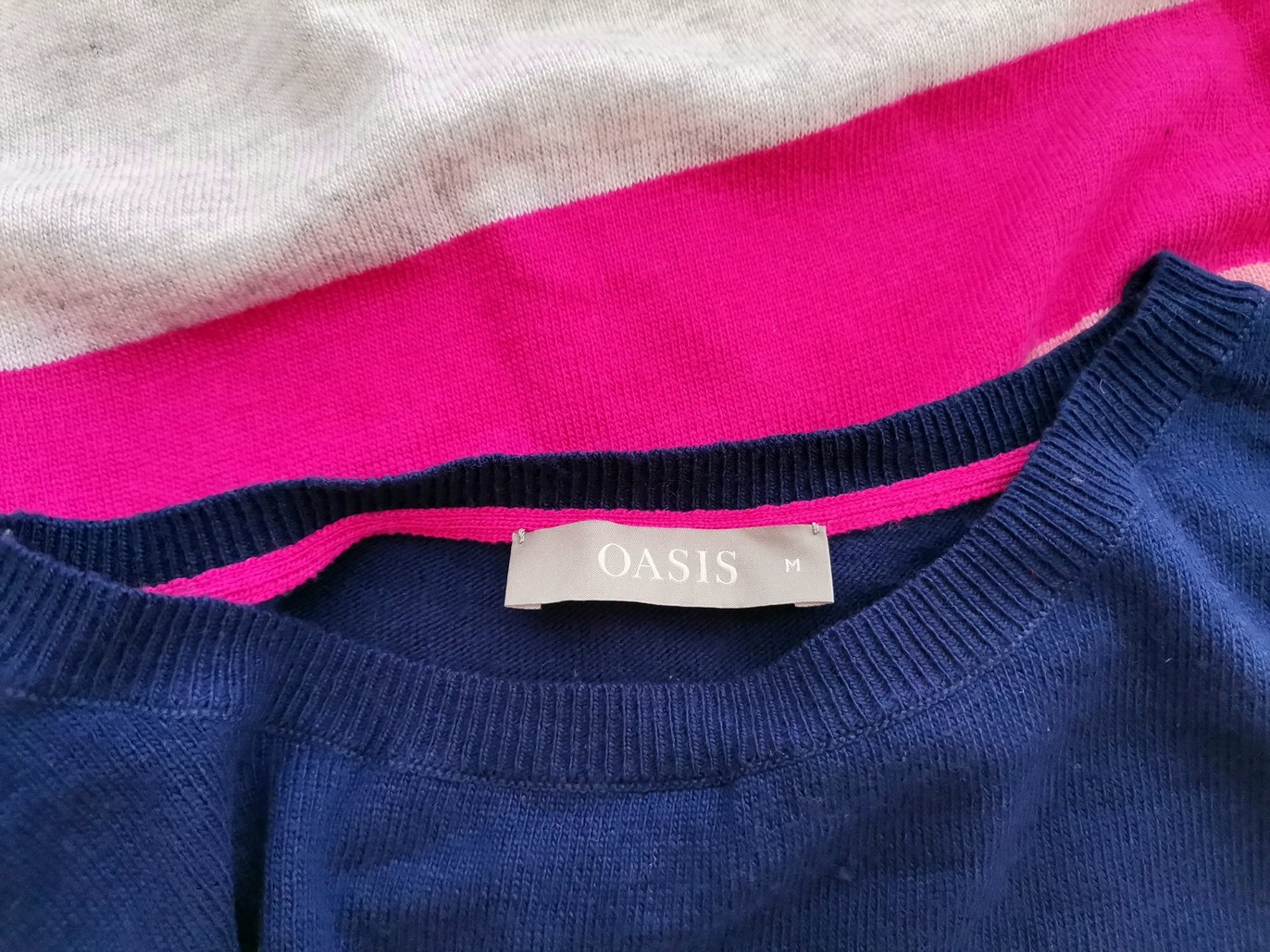 Oasis Size M Color Granatowy Pasy Crew Neck Długi Sweter Tunika Długi rękaw Cienka dzianina