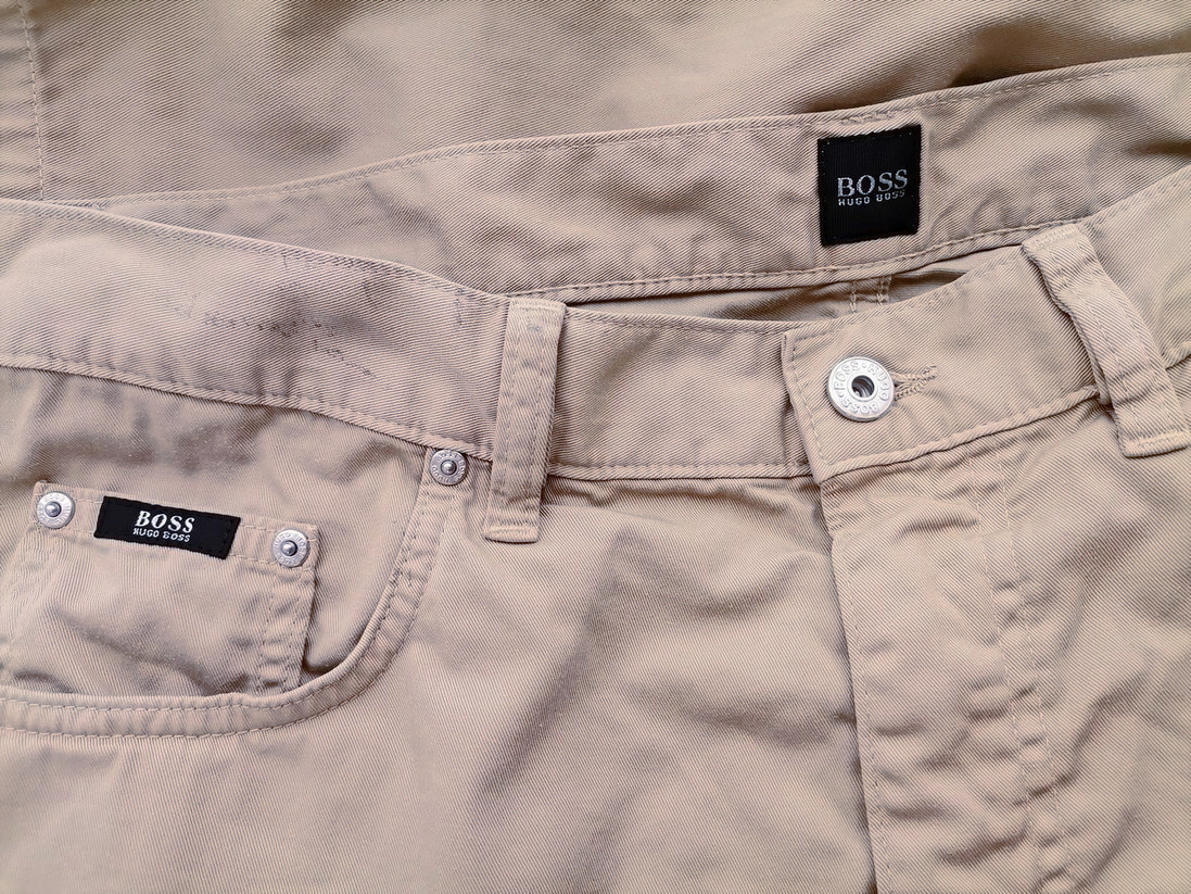 Hugo Boss Size M Color Szary