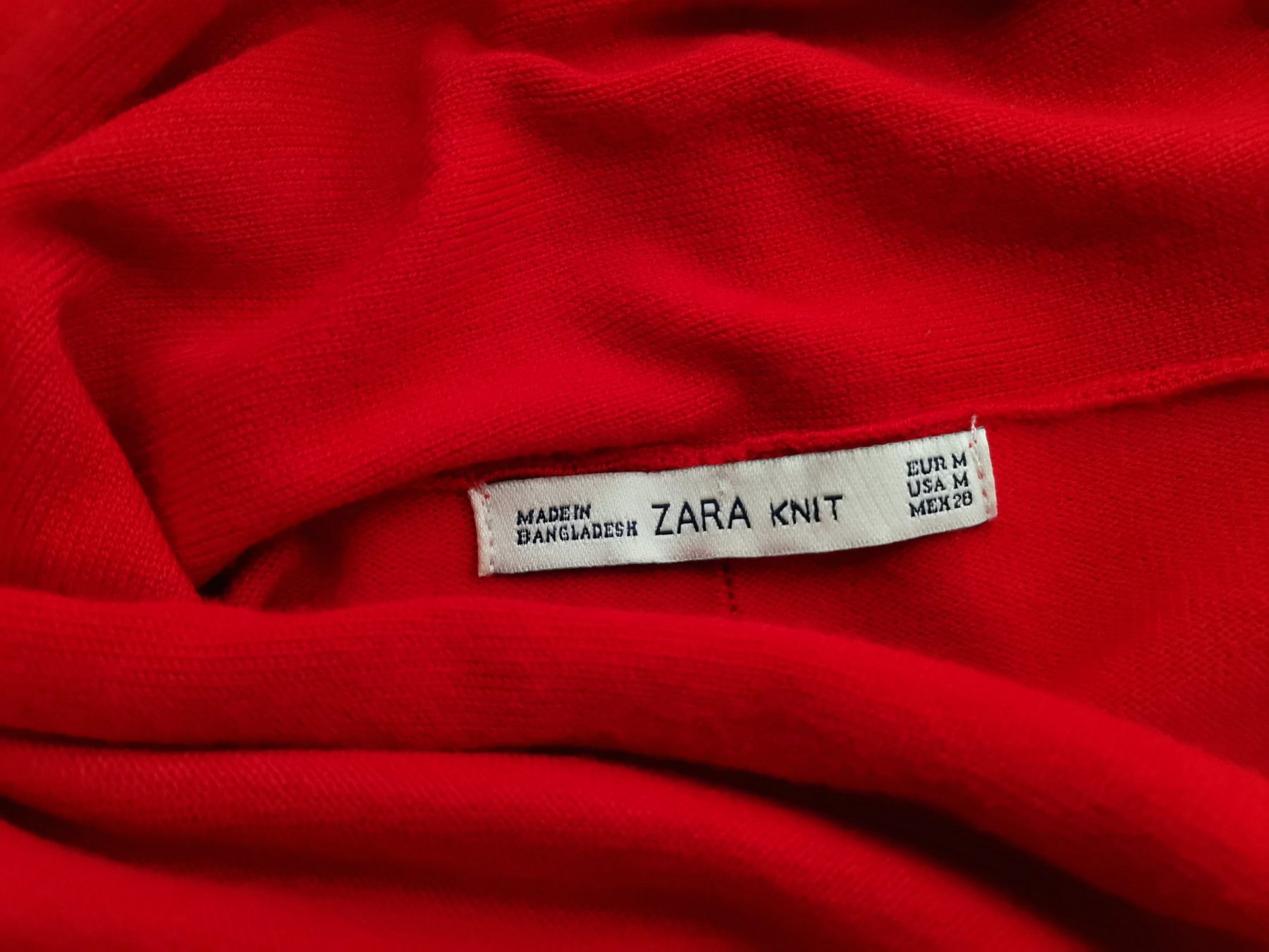 ZARA KNIT Size M Color Czerwony W serek Długi Otwarty Kardigan Długi rękaw Fabric Wiskoza Cienka dzianina