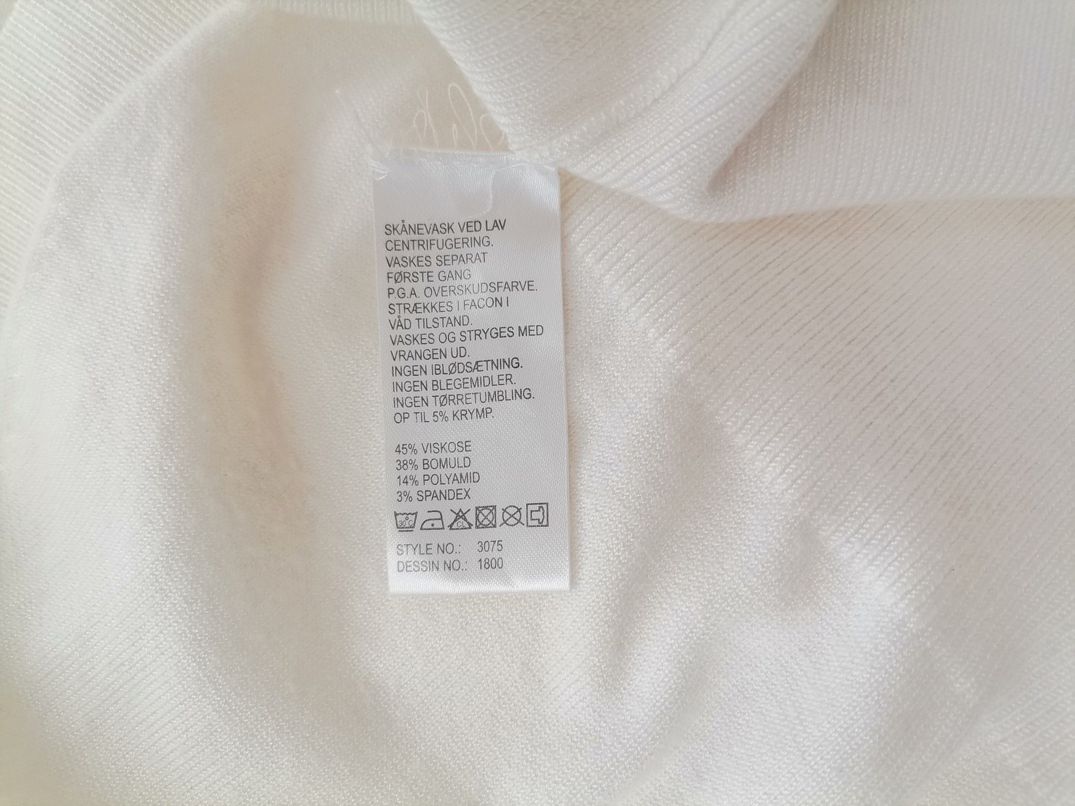 Fransa Size XXL Color Biały W serek Sweter Krótki rękaw Fabric Wiskoza Cienka dzianina