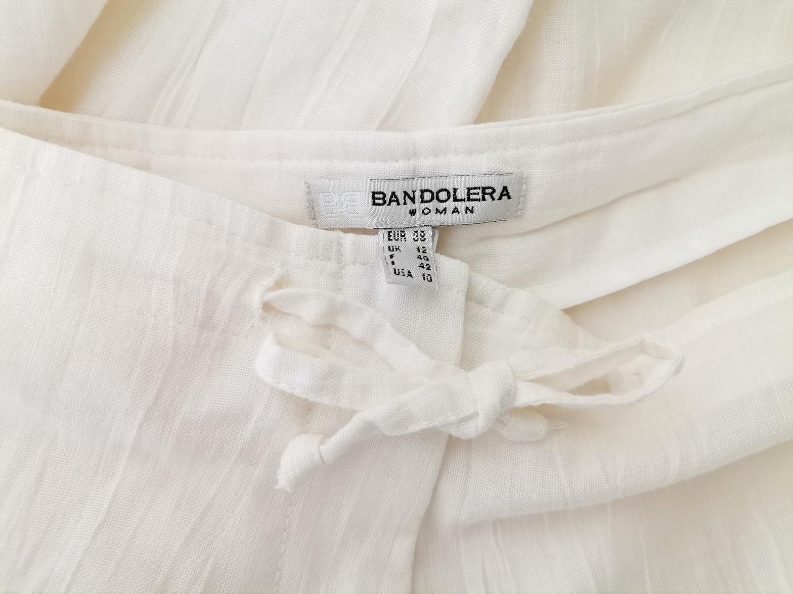 BANDOLERA Size 38 Color Biały Spodnie Casual