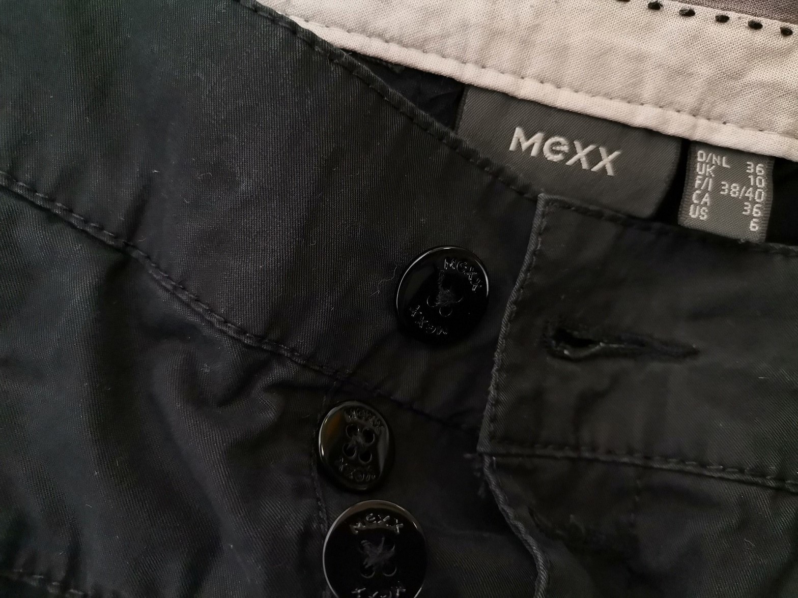 Mexx Size 36 Color Czarny Szorty Fabric Bawełna 100%