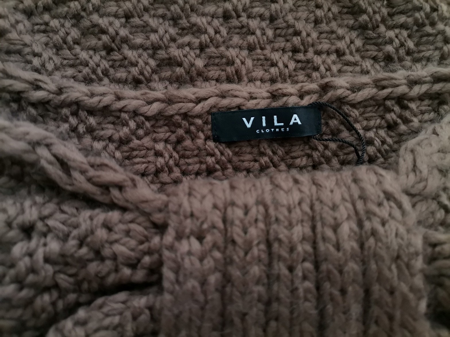 Vila Size ONE SIZE (34/36) Color Brązowy W łódkę Crop Sweter Bezrękawnik Fabric Akryl 100% Gruba dzianina