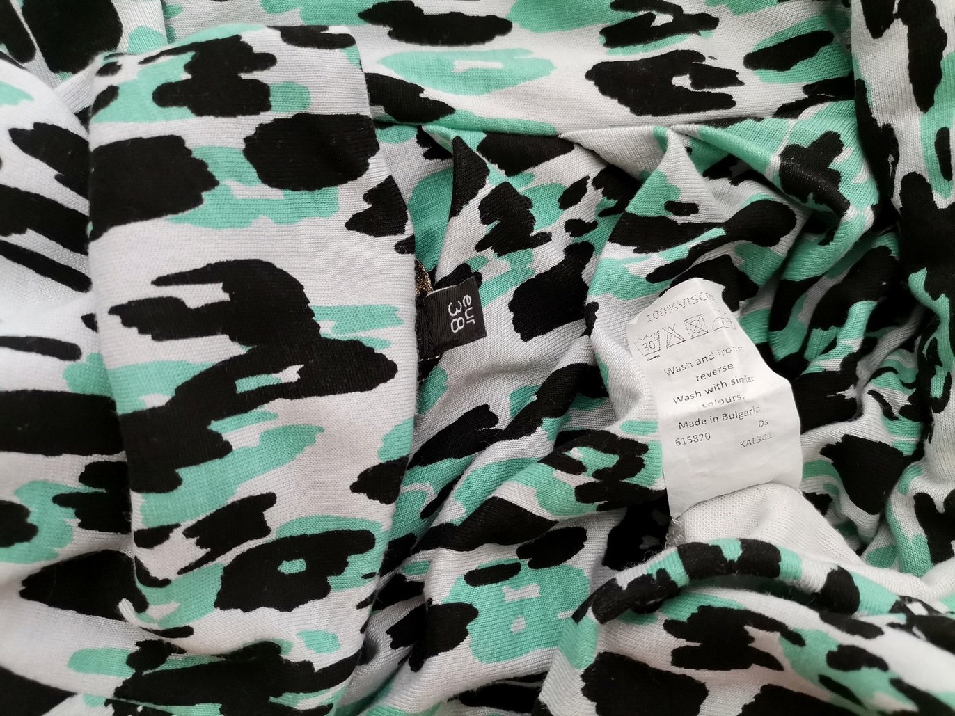 River island Size 12 (38) Color Miętowy Panterka Okrągły dekolt Sukienka Ołówkowa Krótki rękaw Do Kolan Fabric Wiskoza 100%