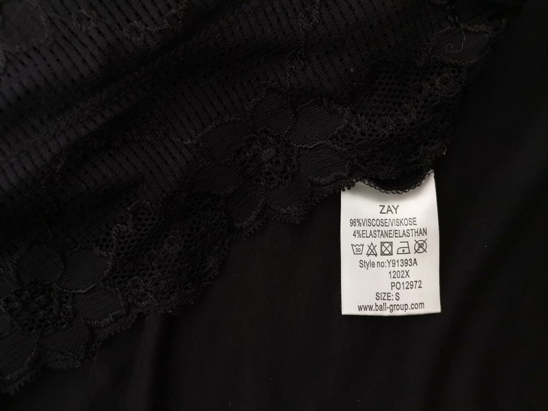 Zay Size S Color Czarny Odkryte Ramiona Sukienka na Ramiączkach Bezrękawnik Do Kolan Fabric Wiskoza