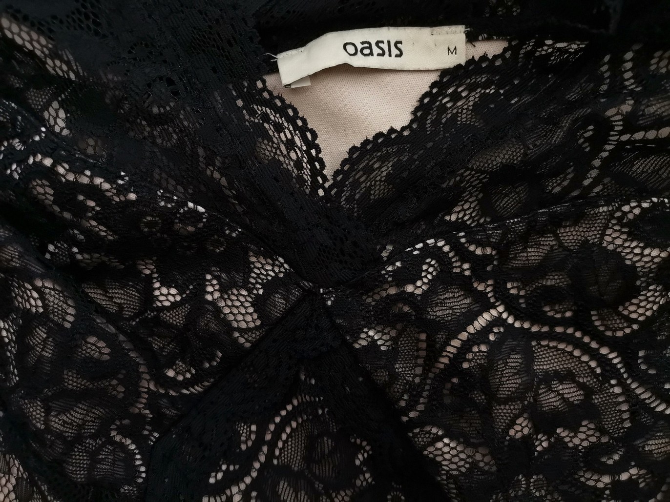 Oasis Size M Color Czarny W serek Sukienka Ołówkowa Krótki rękaw Midi