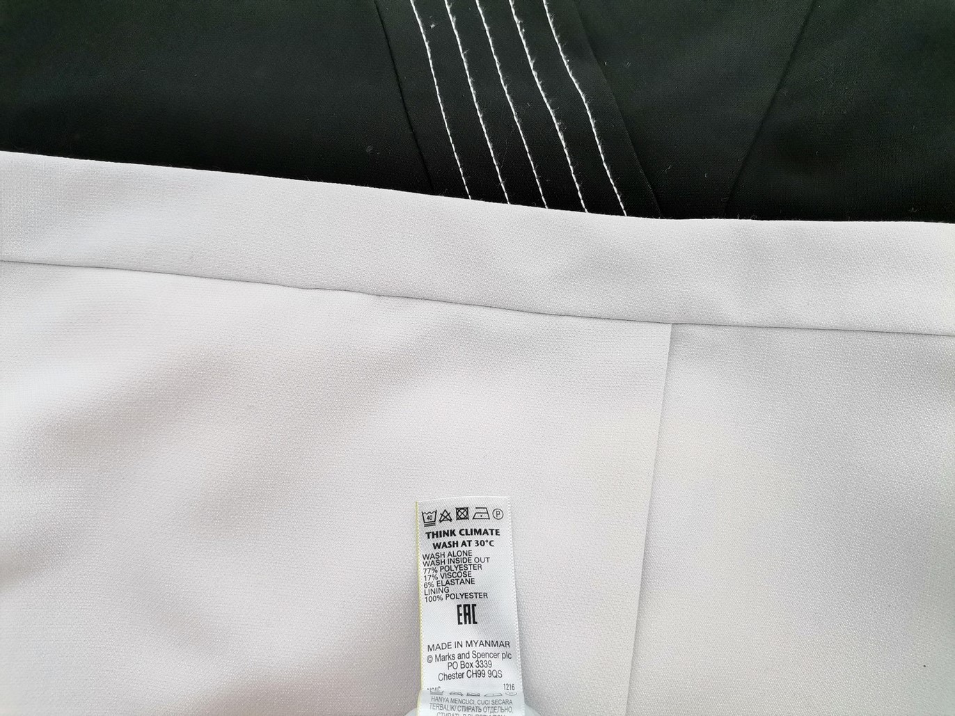 Size 12 (40) Color Czarny W serek Sukienka Ołówkowa Bezrękawnik Midi