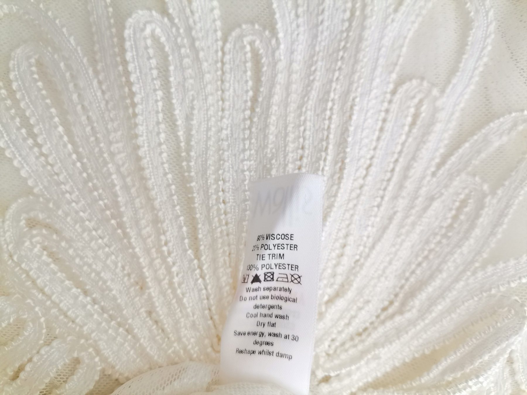 Wallis Size S Color Kremowy W serek Bolerko Kardigan Krótki rękaw Fabric Wiskoza Otwarta dzianina