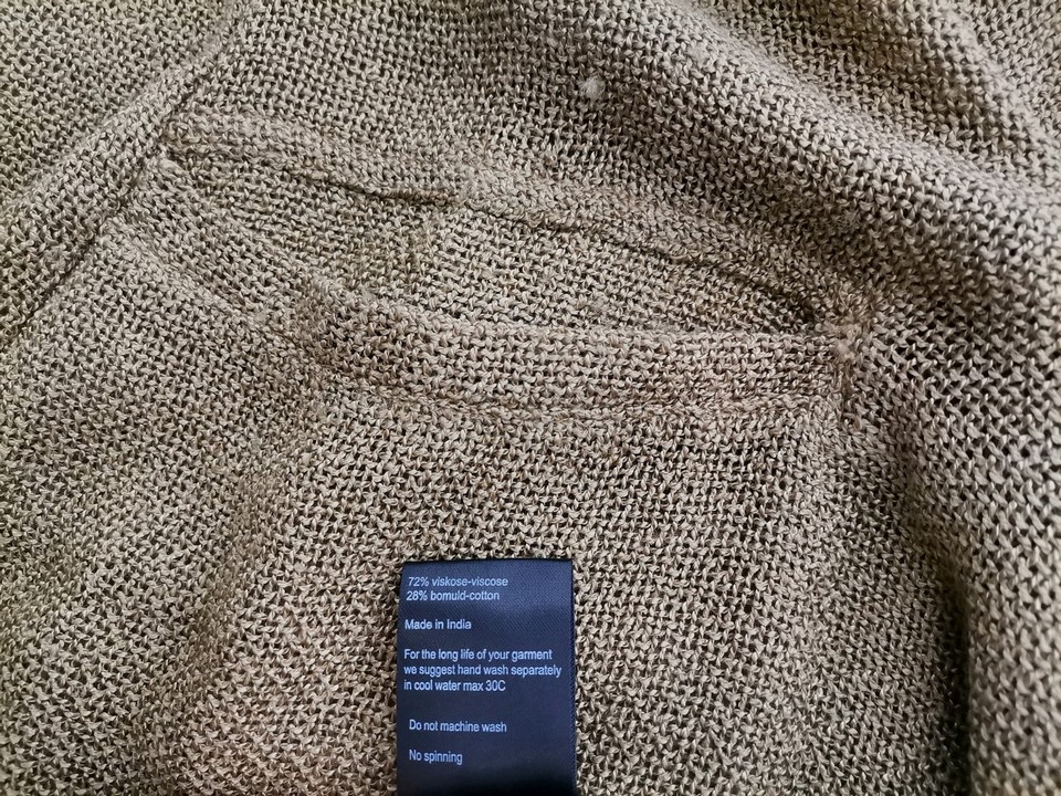 Masai Size M Color Khaki Okrągły dekolt Długi Otwarty Kardigan Długi rękaw Fabric Wiskoza Cienka dzianina