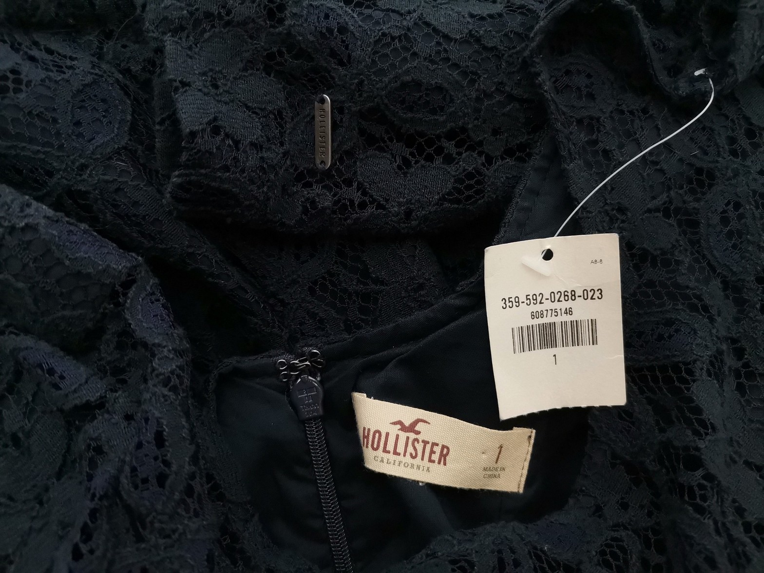 Hollister Size 1 (36) Color Granatowy Okrągły dekolt Sukienka Bodycon Krótki rękaw Krótka Fabric Bawełna