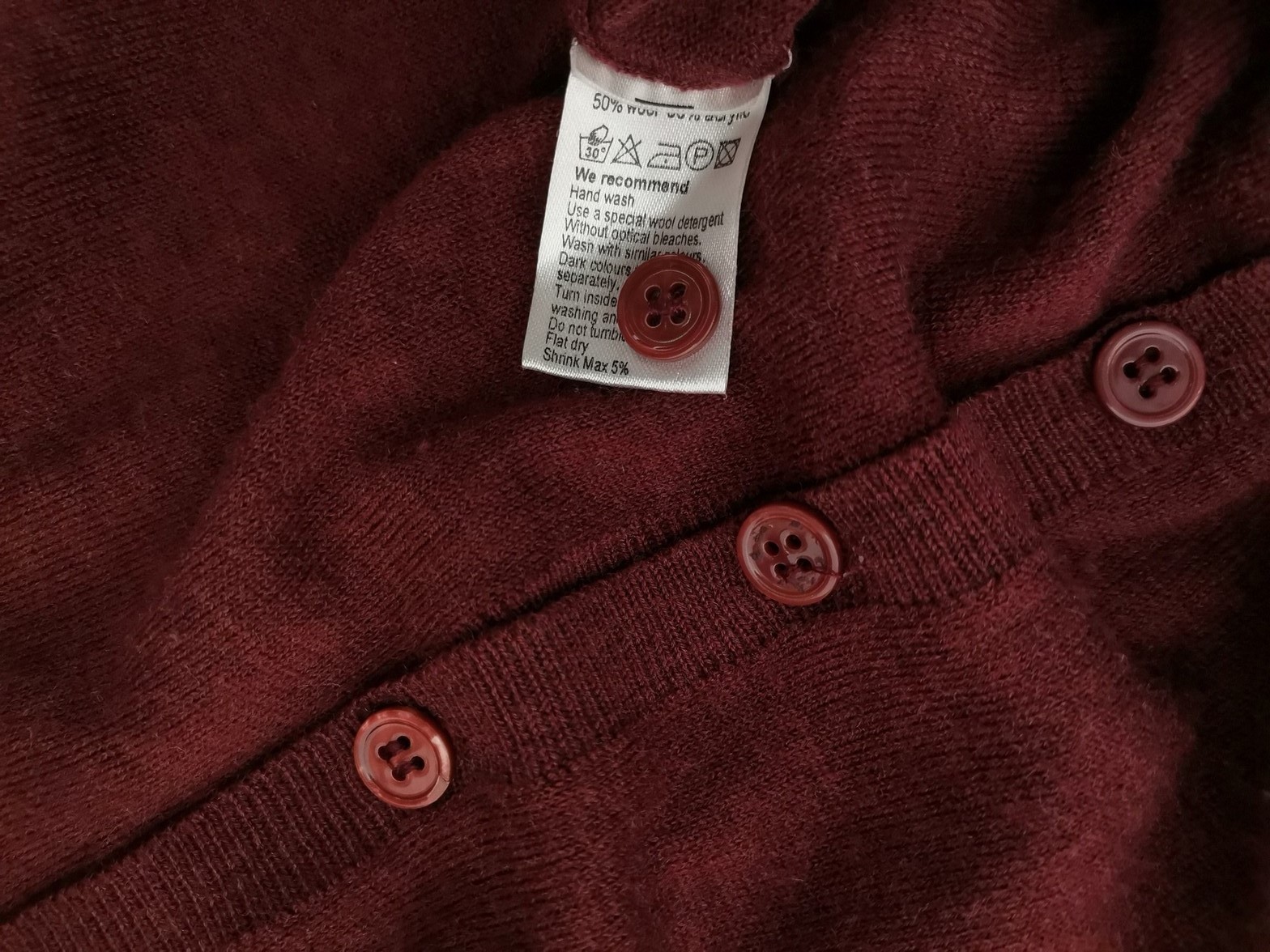 Ganni Size S Color Purpurowy Okrągły dekolt Kardigan Zapinany Długi rękaw Fabric Wełna Cienka dzianina