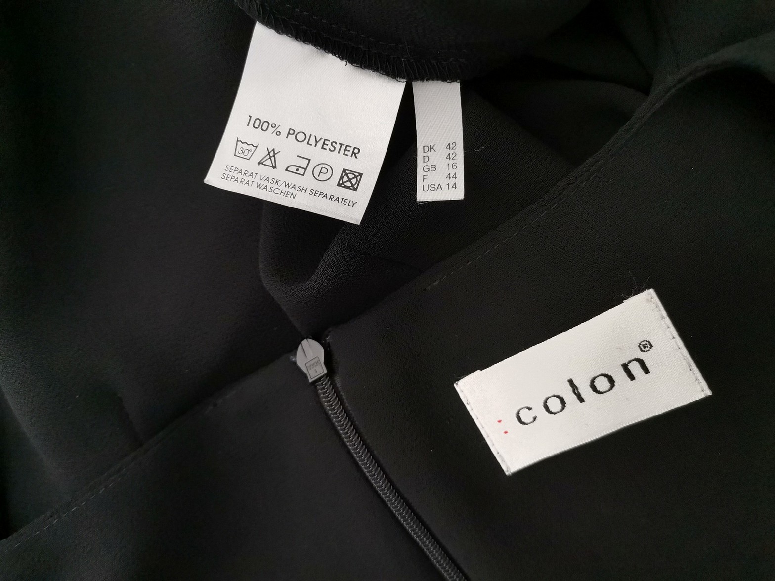 colon Size 42 Color Czarny Okrągły dekolt Sukienka Prosta Bezrękawnik Midi