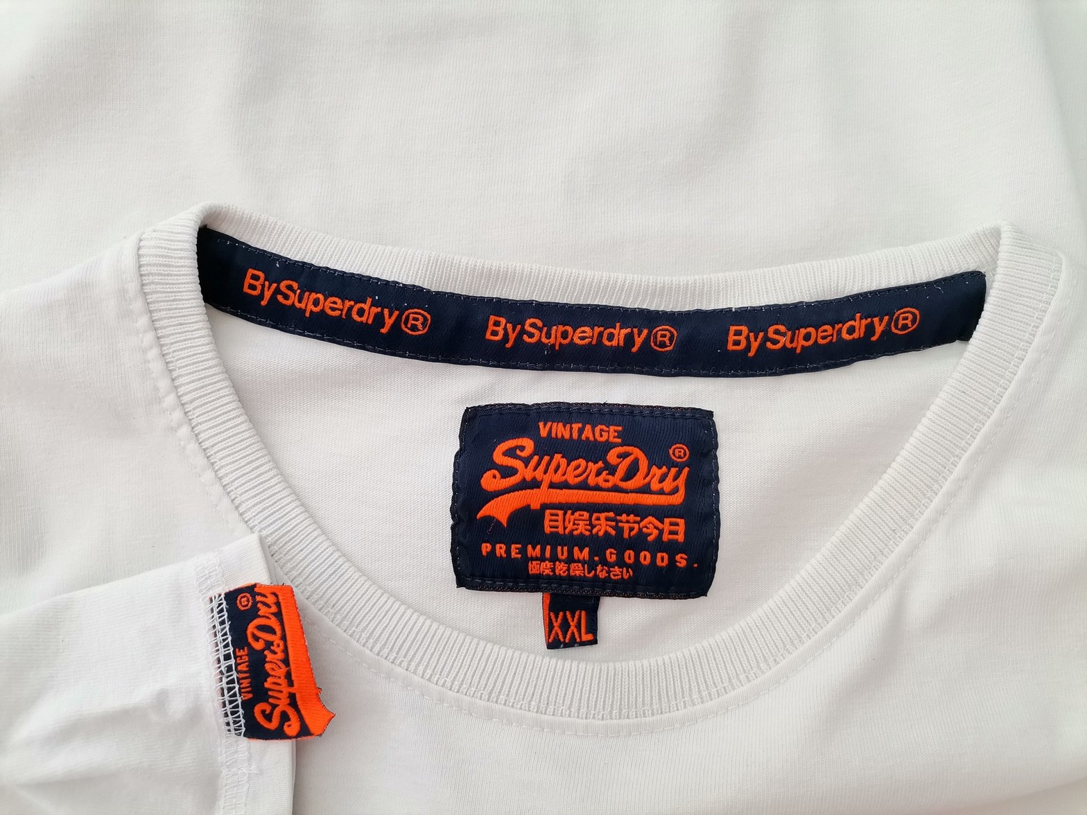 Superdry Size XXL Color Biały Męski T-Shirt Krótki rękaw Fabric Bawełna 100%