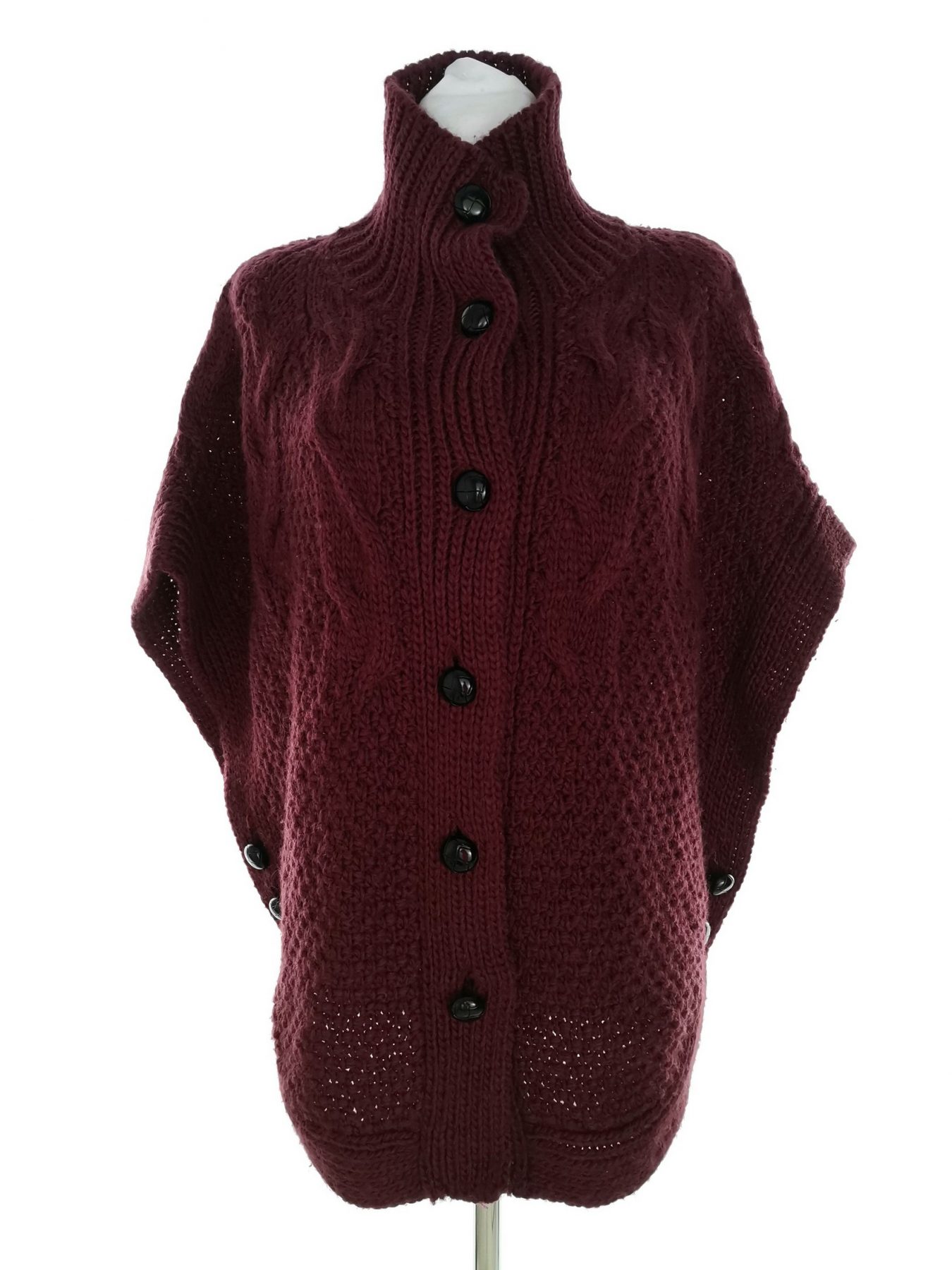 Soaked in luxury Size S Color Purpurowy Golf Długi Zapinany Kardigan Krótki rękaw Fabric Akryl Dzianina kablowa