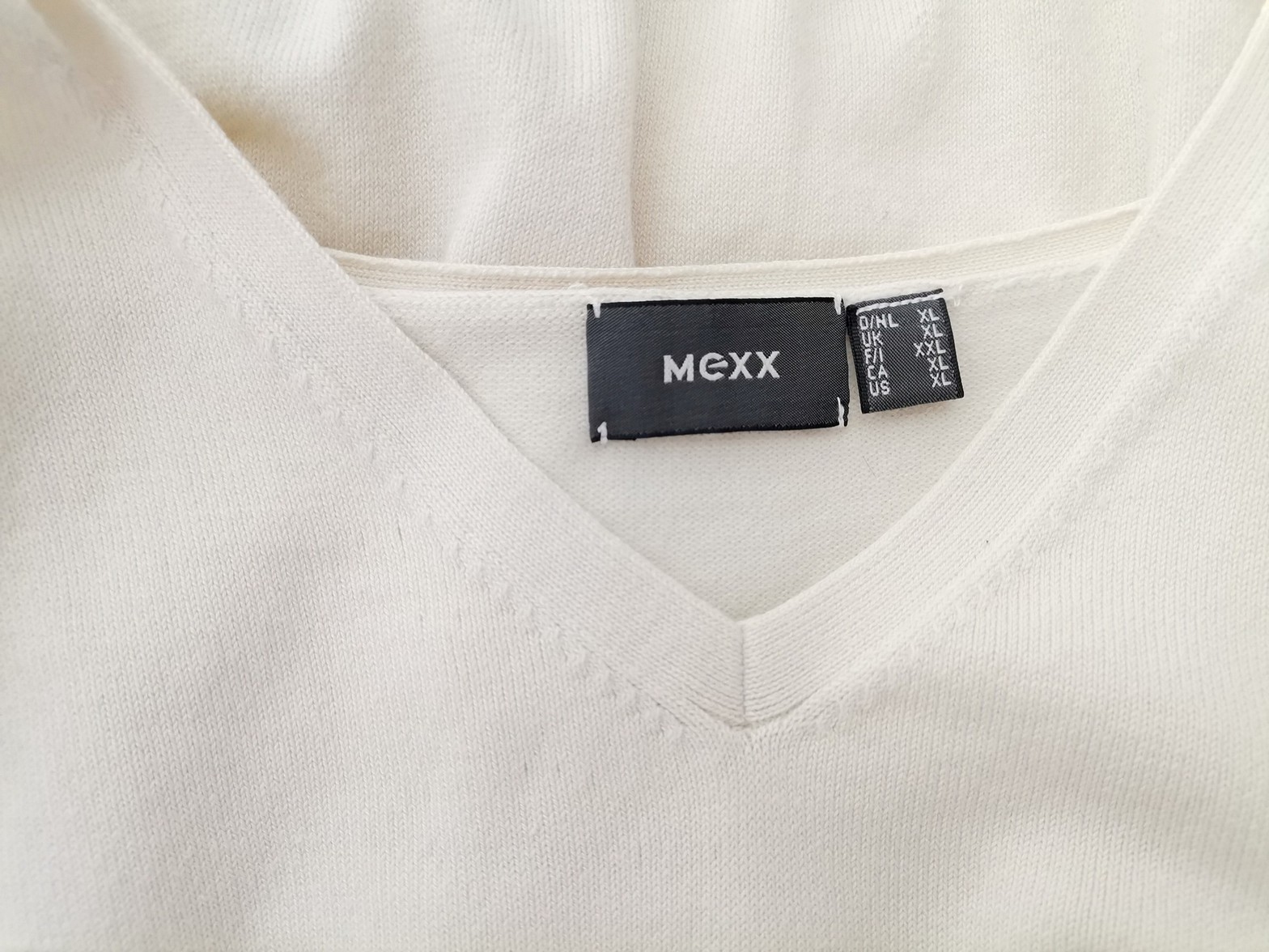 Mexx Size XL Color Kremowy W serek Sweter Długi rękaw Fabric Bawełna Cienka dzianina