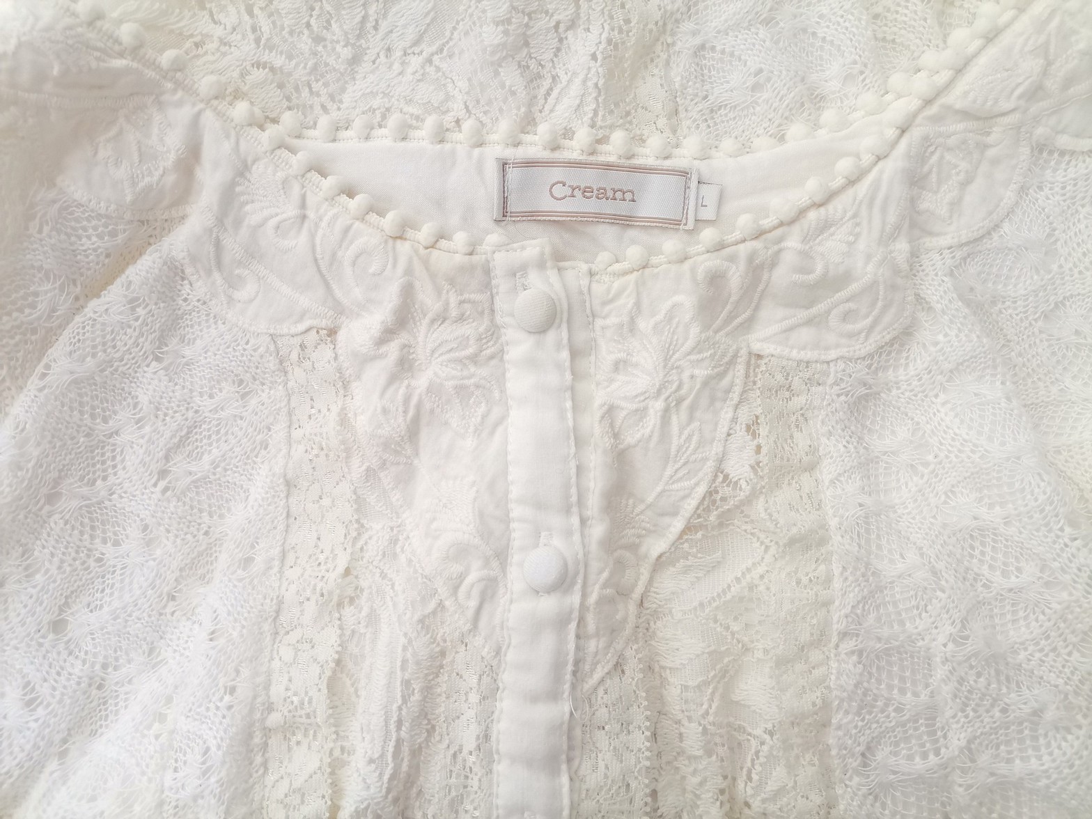 Cream Size L Color Kremowy Okrągły dekolt Tunika Zapinana Bluzka Rękaw 3/4